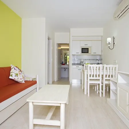 Thb Royal 4*
