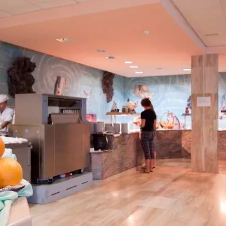 Thb ロイヤル ニュー プラヤ・ブランカ