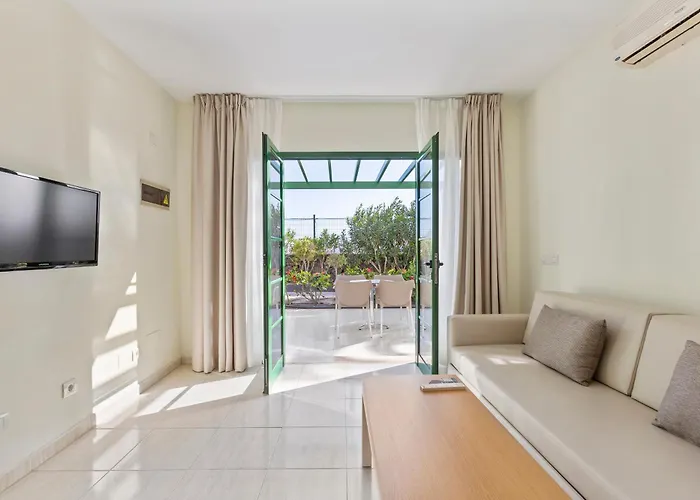 Thb Royal Ξενοδοχείο 4*